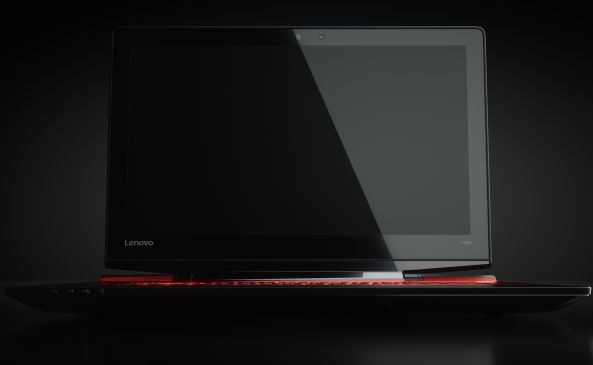 Lenovo  15,6-    Y700 Touch