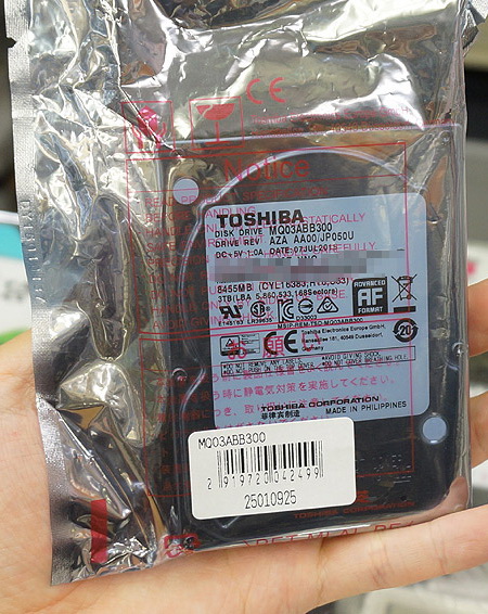 Toshiba    2,5- 3-    MC04  MQ03ABB300